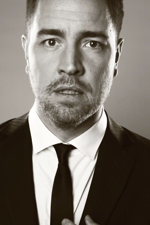A portrait of Björn Stein