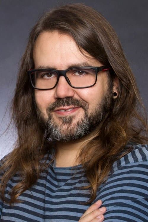 A portrait of Borja Crespo