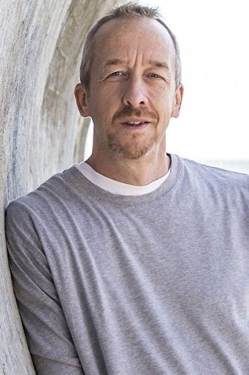 A portrait of Brett Heard