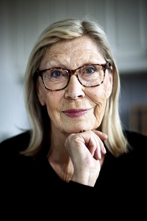 A portrait of Carin Mannheimer