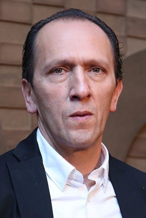Carlos Aragón photo