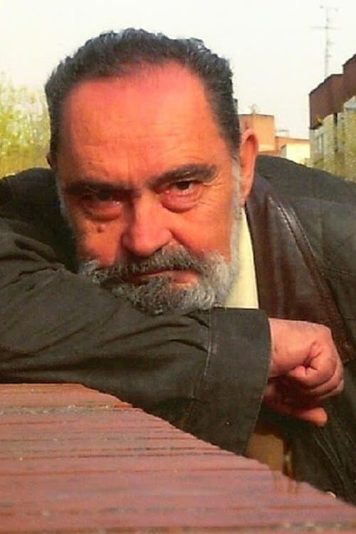 A portrait of Carlos Aured