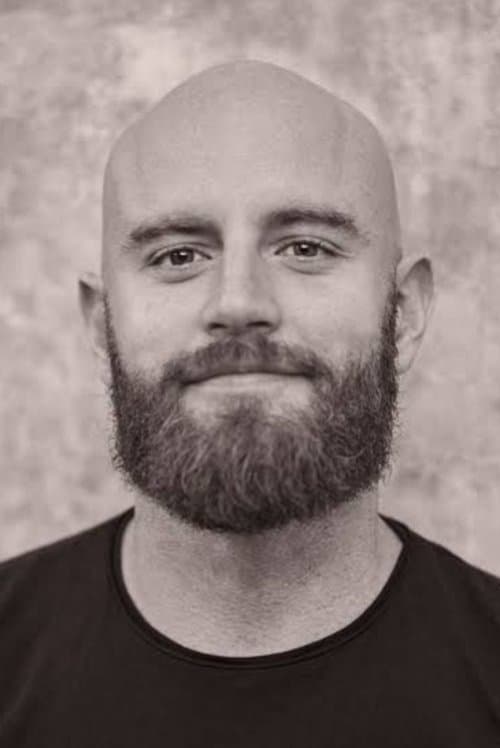 A portrait of Carlos Santos