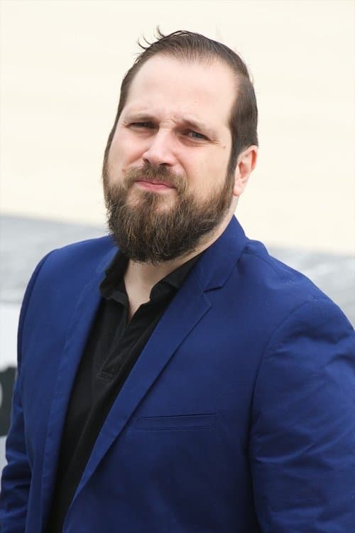 A portrait of Carlos Vermut