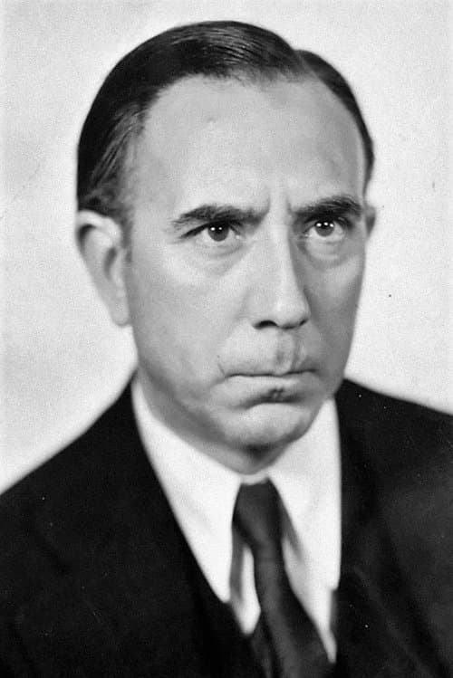 Carlos Villarías photo
