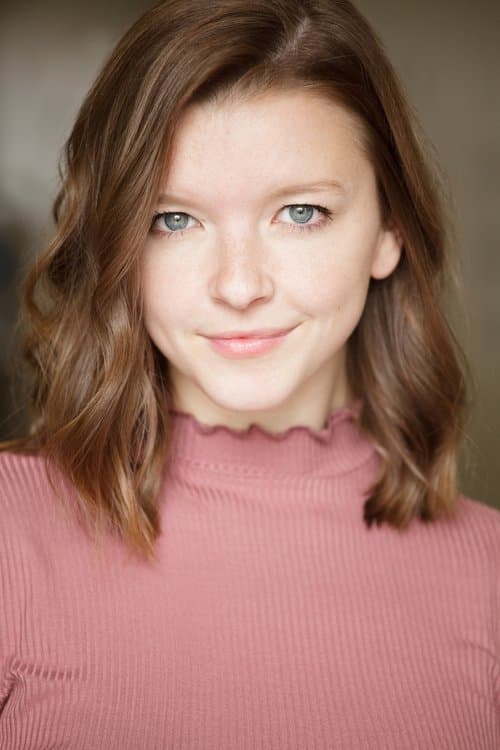 Carly Stewart photo