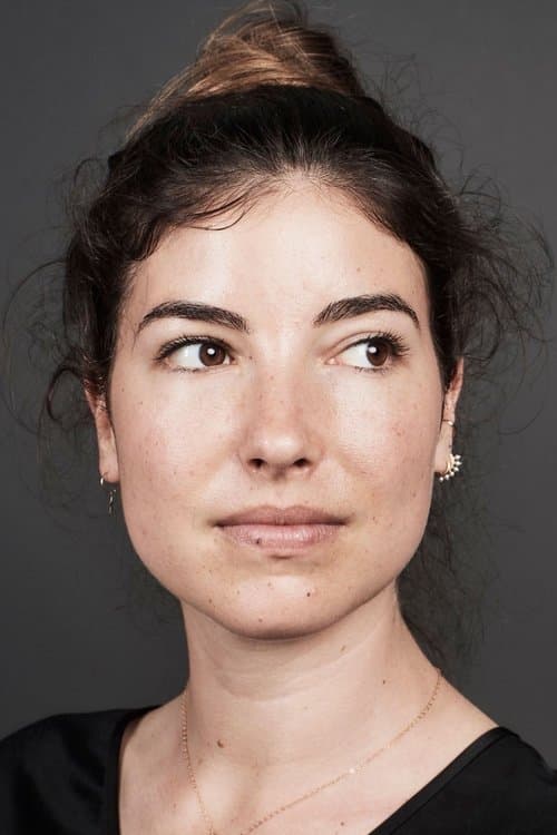 A portrait of Carly Stone