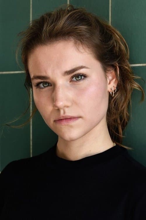 Carolin Garnier photo