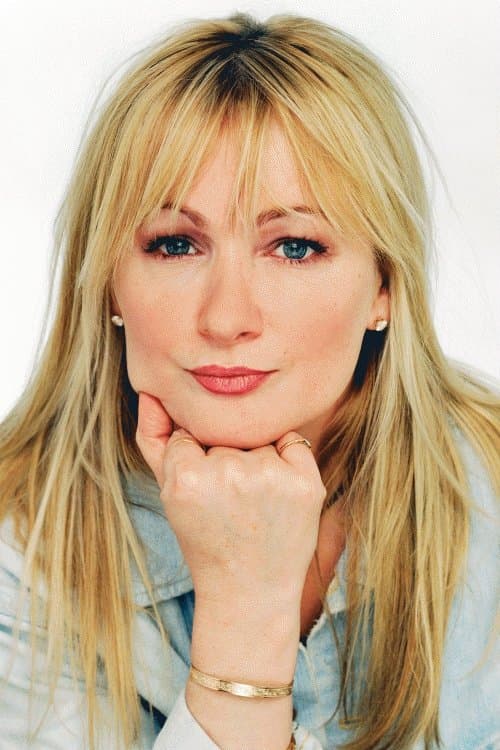 Caroline Aherne photo