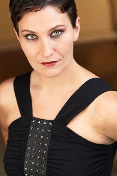 Carrie Newell photo