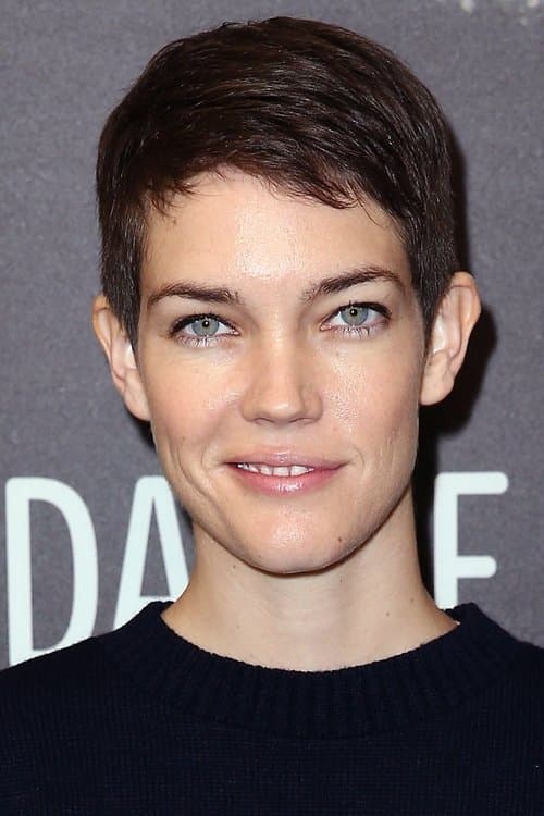 Celia Rowlson-Hall photo