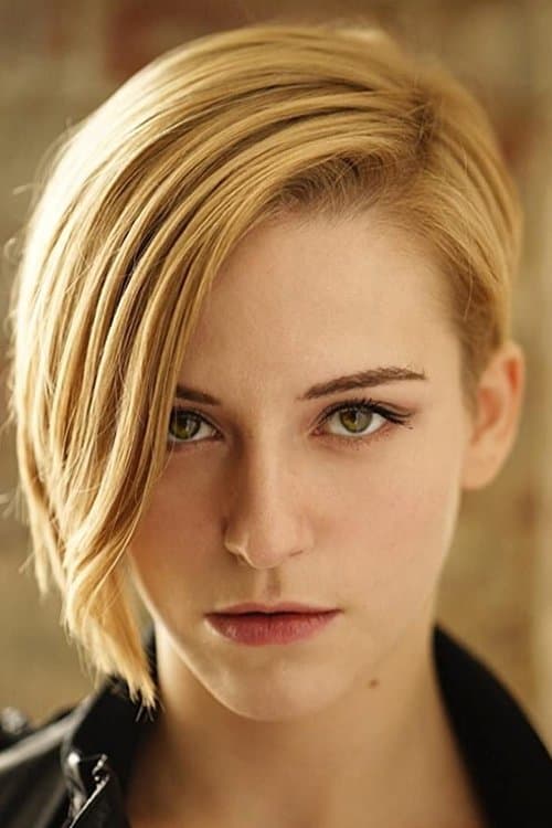 Celine du Tertre photo