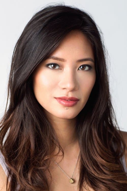 Chantal Thuy photo
