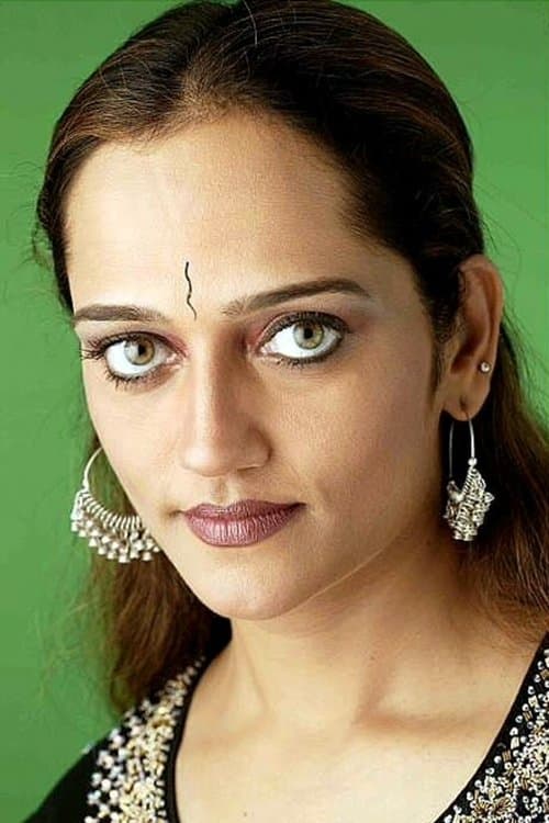 Chithra Iyer photo