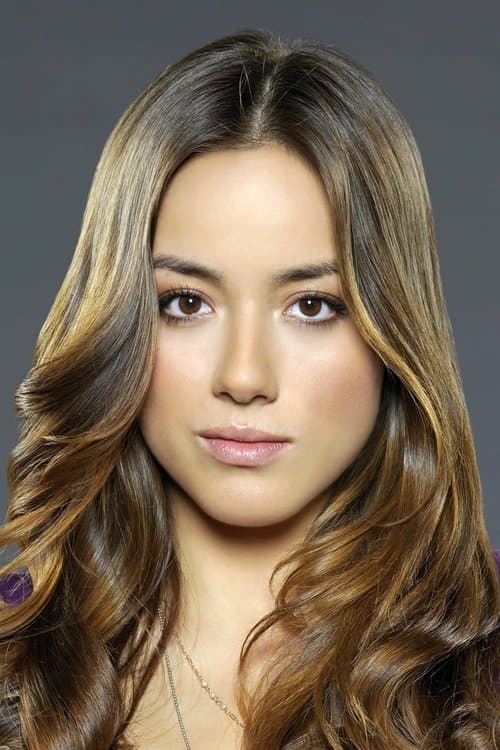 Chloe Bennet photo