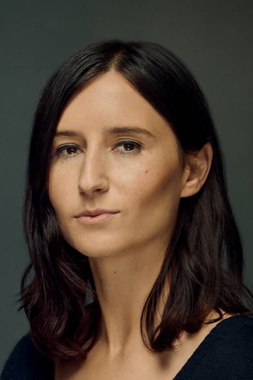 A portrait of Chloe Domont