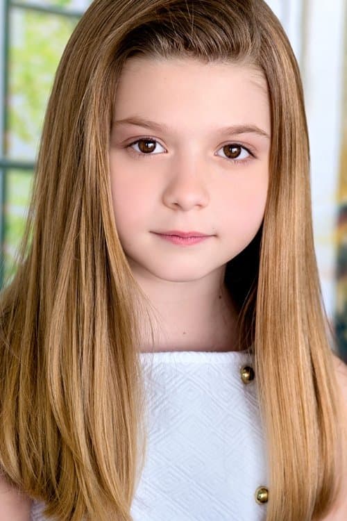 Chloe Perrin photo