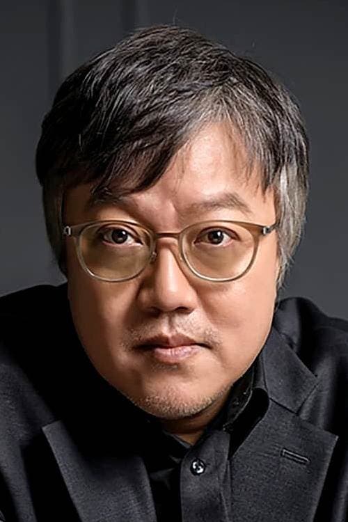 A portrait of Choi Dong-hoon