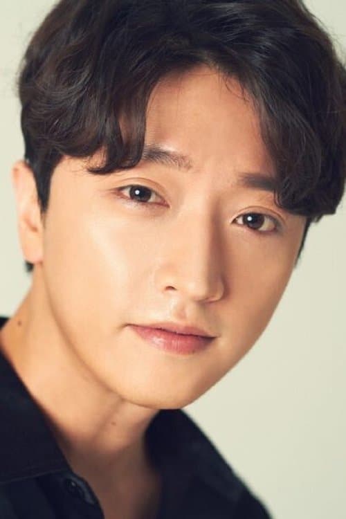 Choi Jung-hun photo