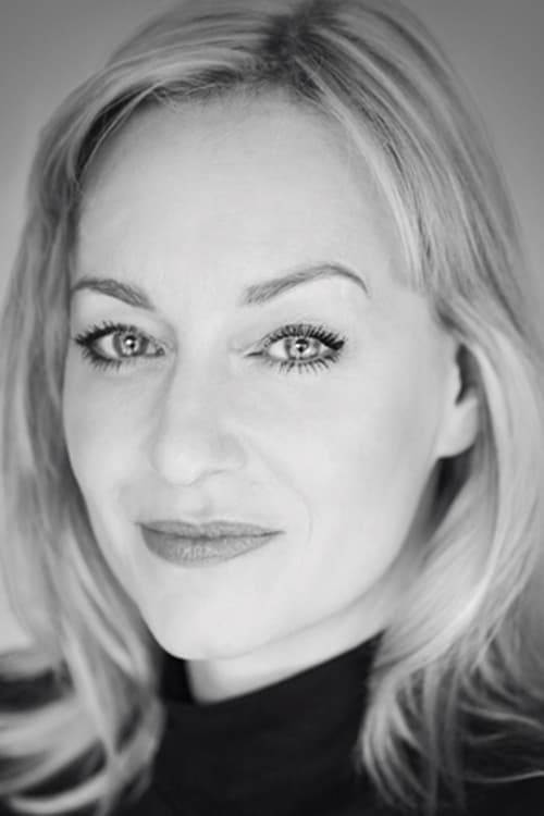 Christine Tremarco photo