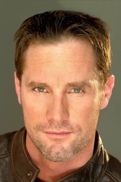 Christopher Stapleton photo
