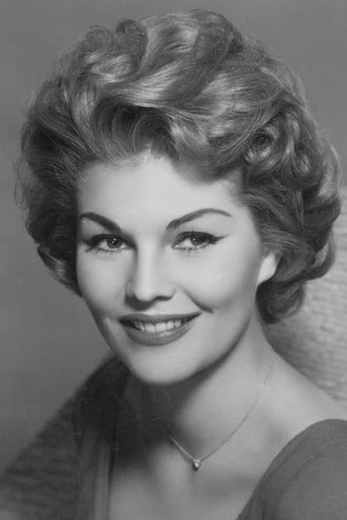 Claire Kelly photo