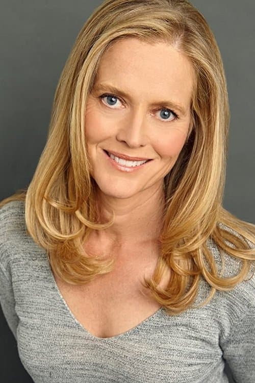 Claire Yarlett photo