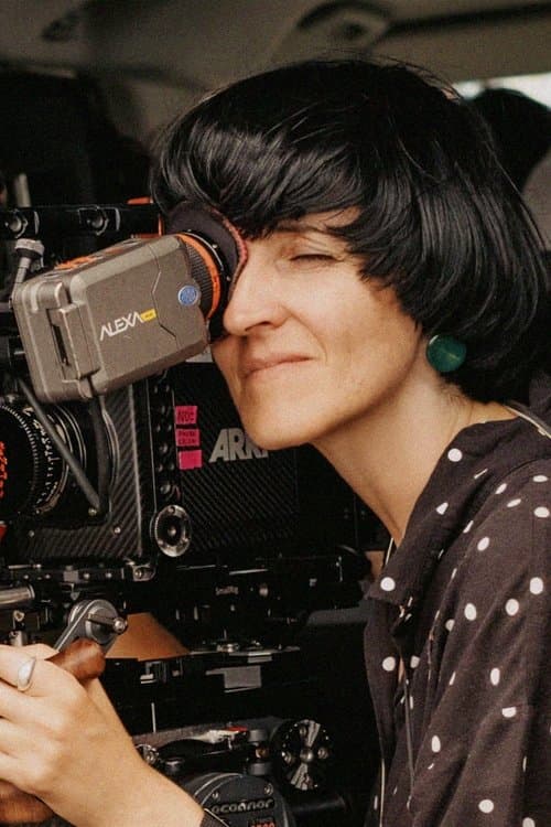 A portrait of Cláudia Varejão