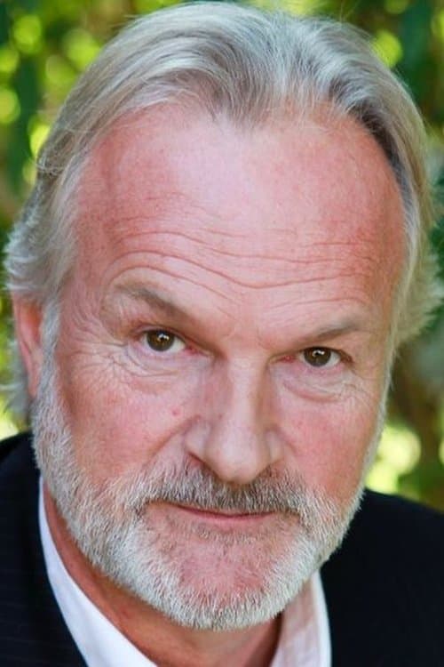 Clive Mantle photo