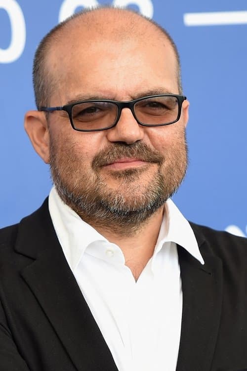 A portrait of Cosimo Gomez