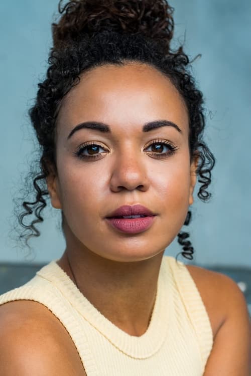 Courtney-Mae Briggs photo