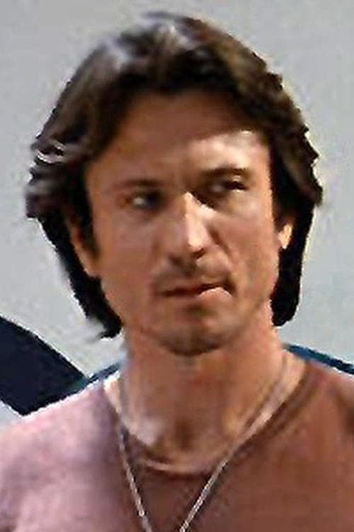 Crofton Hardester photo