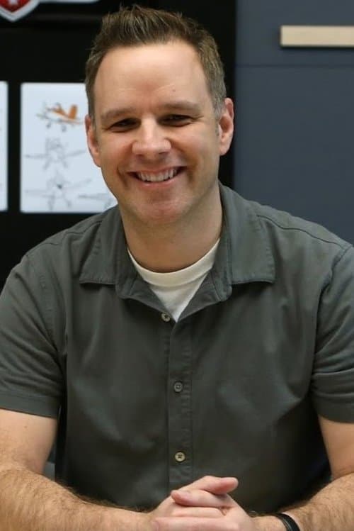 A portrait of Dan Abraham