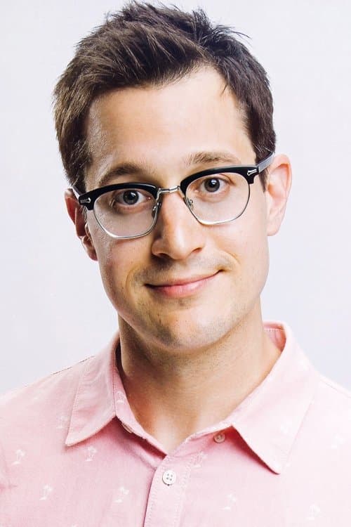 Dan Levy photo