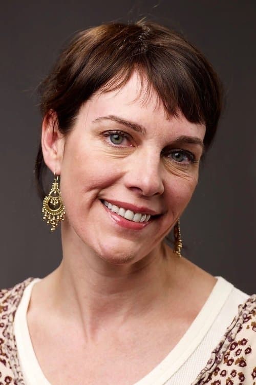 A portrait of Dana Heinz Perry