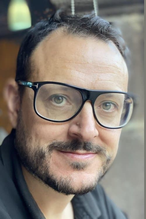 A portrait of Dani de la Torre