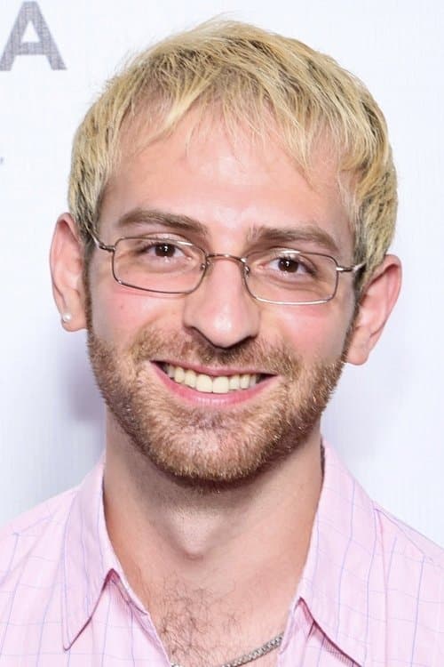 A portrait of Daniel Antebi