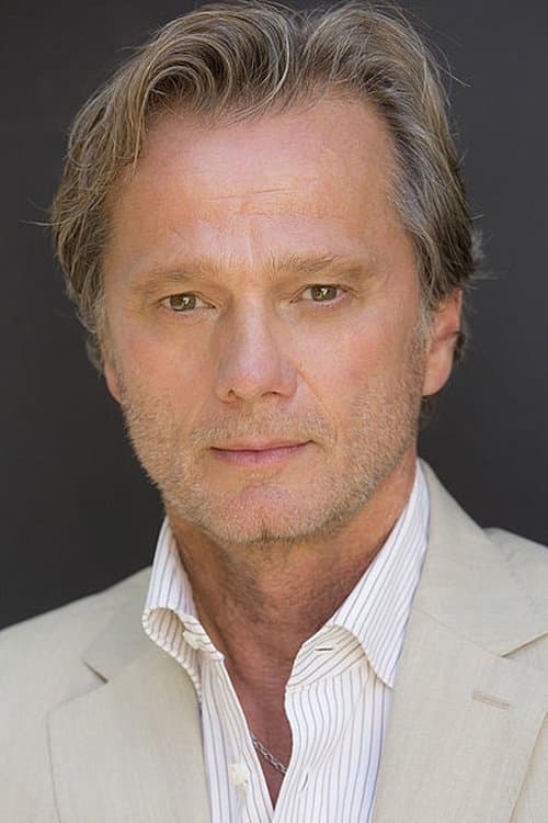 Daniel Quinn photo