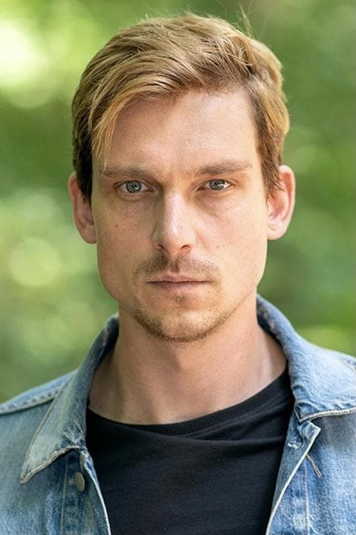 Daniel Sträßer photo