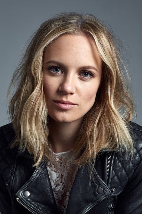 Danielle Savre photo