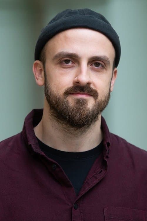 A portrait of Davi Pretto