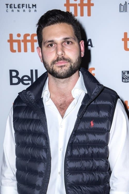 A portrait of David Guglielmo