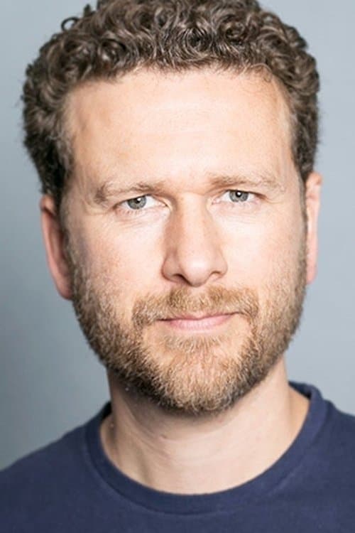A portrait of Dean Loxton