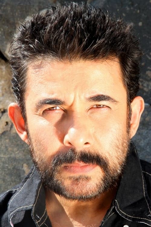 Deepak Tijori photo