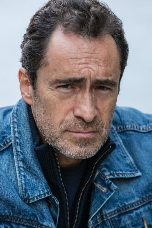 Demián Bichir photo
