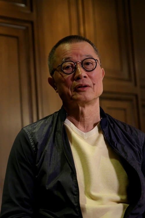 A portrait of Dennis Yu