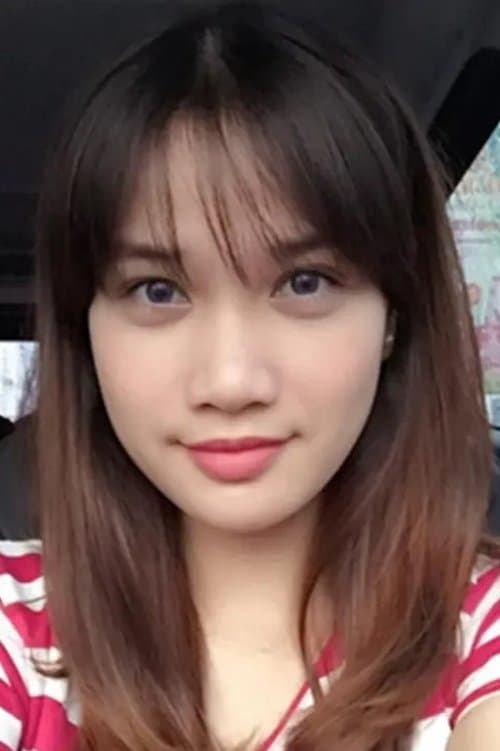 Devi Noviaty photo