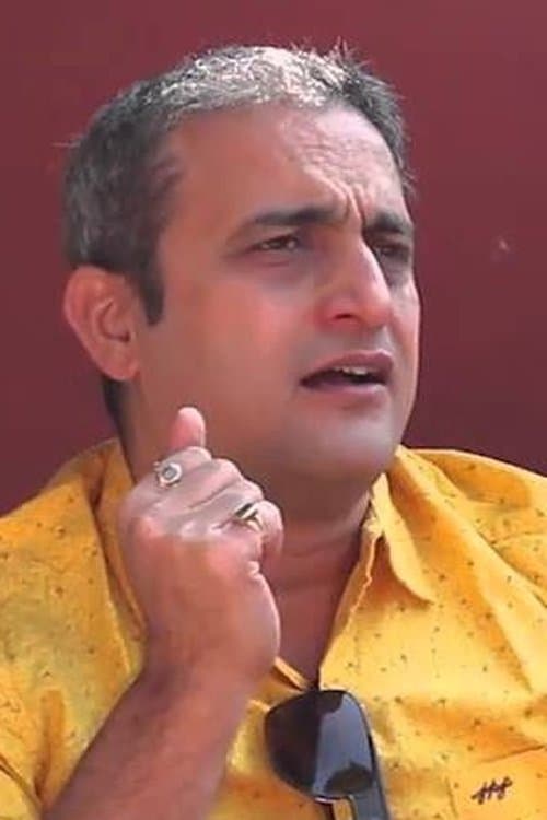 A portrait of Dheeraj Rattan