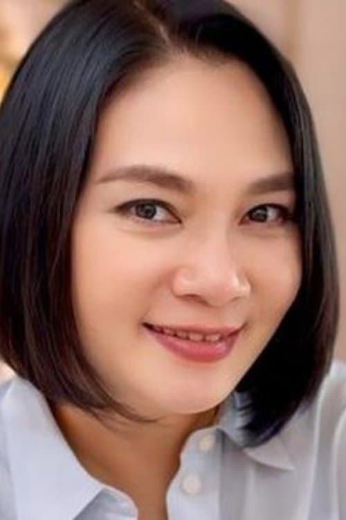 Dian Nitami photo