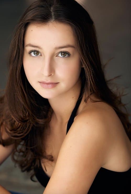 Dilay Akcora photo